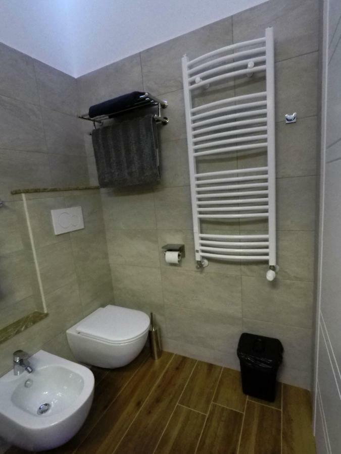 Poliziano Apartment روما المظهر الخارجي الصورة